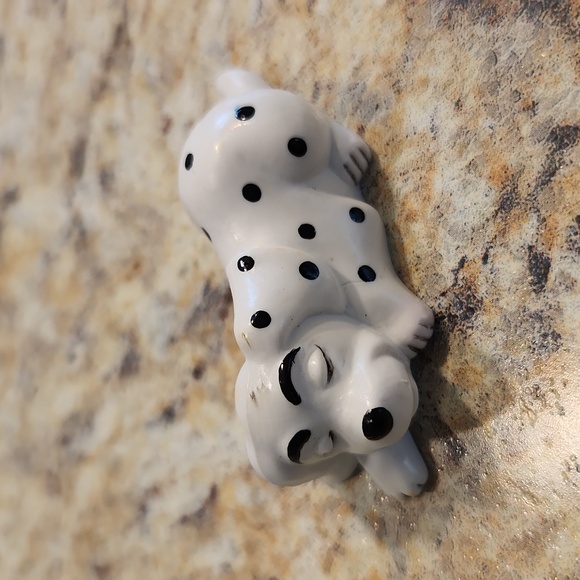 Disney Collectible 101 Dalmatian Figures - Picture 5 of 6